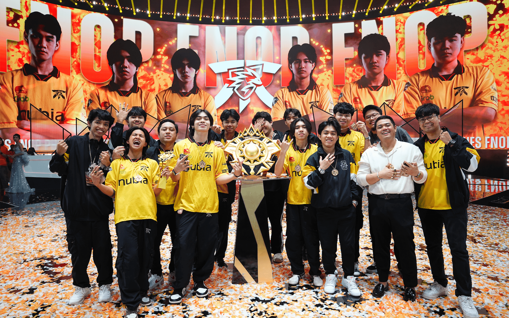 精彩对抗赛引爆观众热情，比赛精彩纷呈的简单介绍