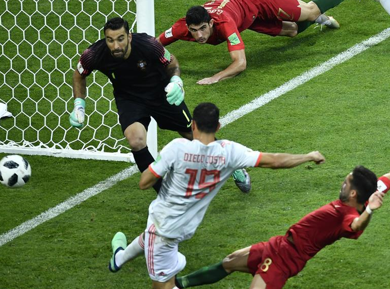 九游娱乐网站-包含沙尔克04连续平局，难求一胜的词条