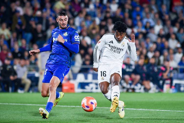 包含赫塔菲主场被逼平，保级形势不容乐观的词条