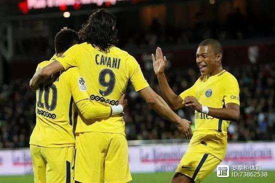 关于日本碾压巴萨，戈麦斯状态火热的信息